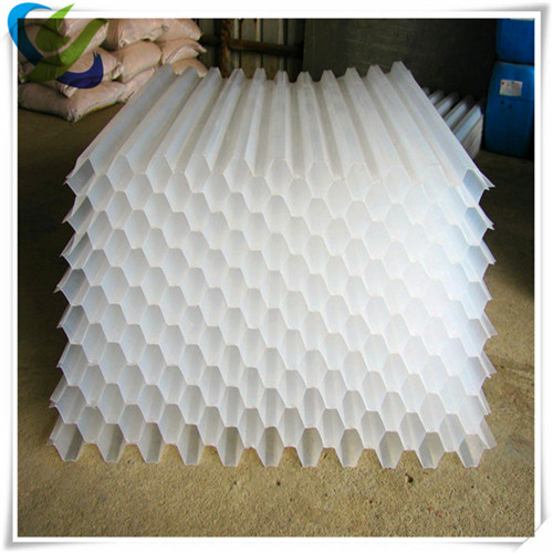  ��C��б�������ں��͏Uˮ�еđ�(y��ng)��